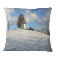 DesignArt Зимски пејзаж со капела - пејзаж печатена перница за фрлање - 16x16