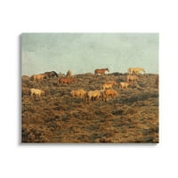 Слупени индустрии рурални коњи кои пасат галерија со фотографии завиткани од платно печатење wallидна уметност, дизајн од Јан