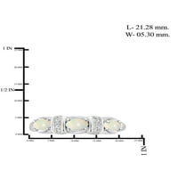0. Carat T.G.W. Опален скапоцен камен и бел дијамантски акцент прстен